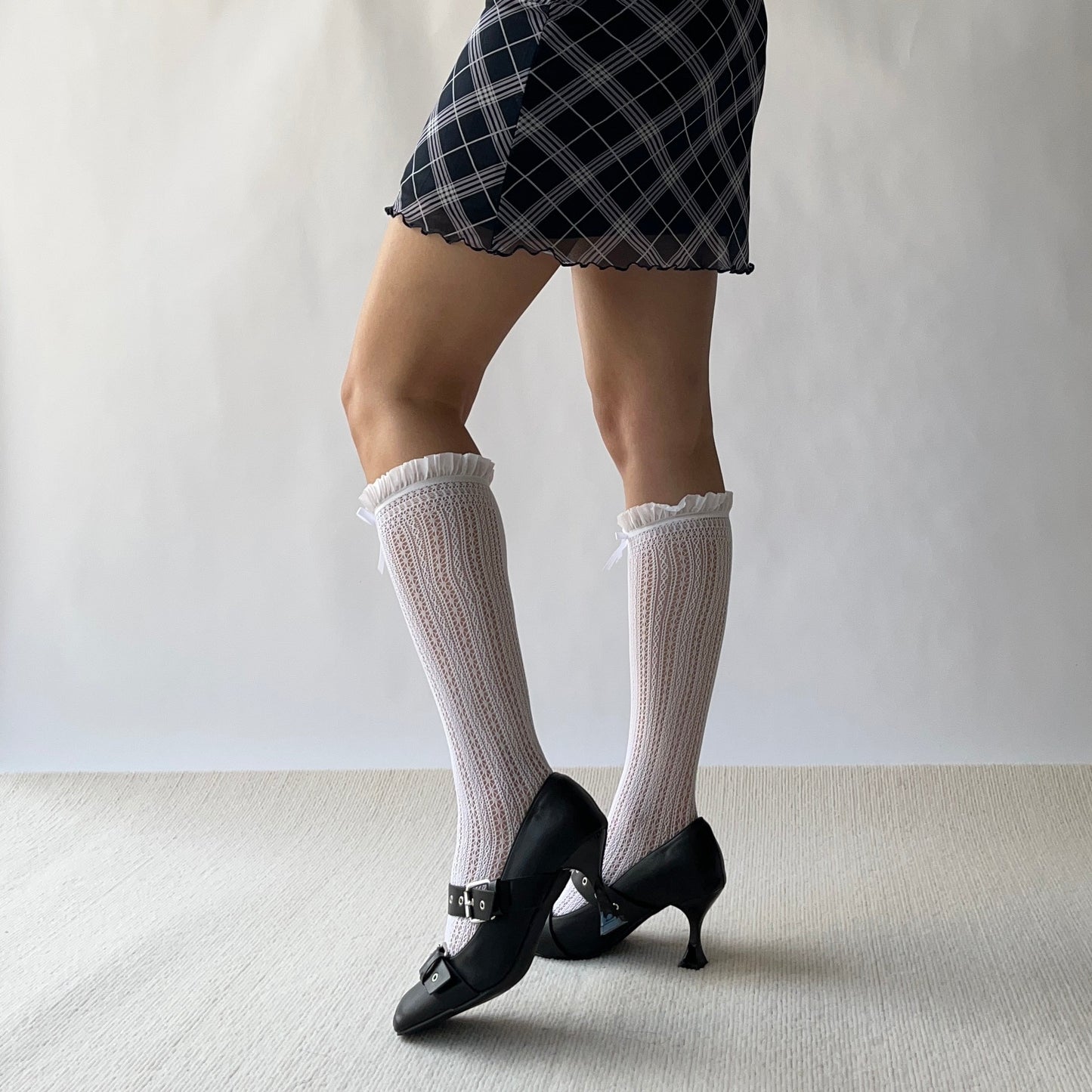 White Ruffle Fishnet Knee High Socks