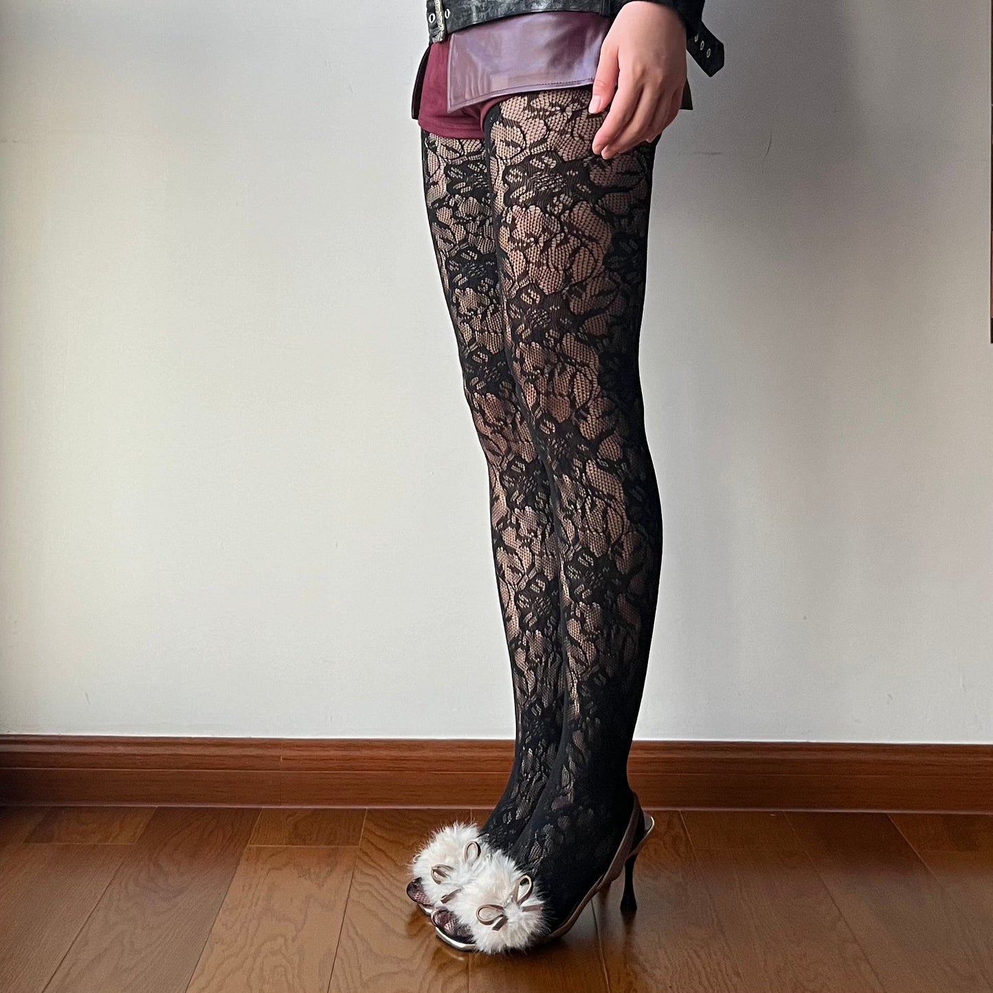 Black Floral Pattern Fishnet Tights