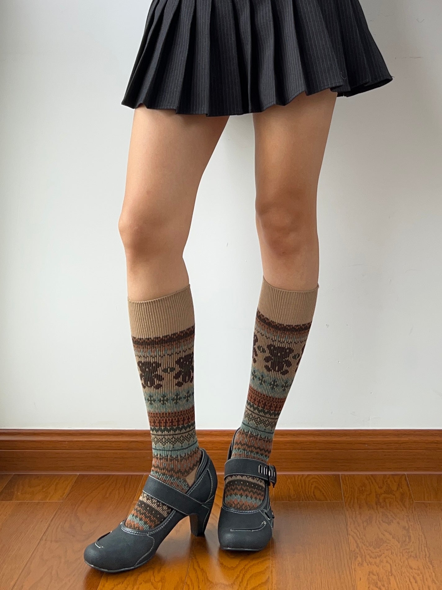 Khaki Bear Pattern Combed Cotton Knee High Socks