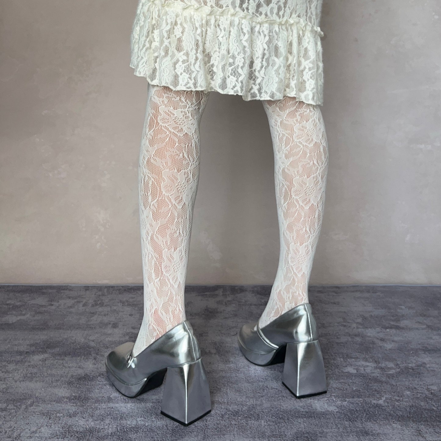 Beige Floral Pattern Fishnet Tights