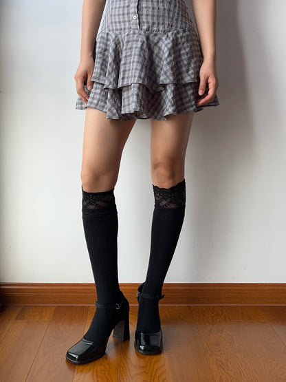 Black Lace Edge Knee High Socks