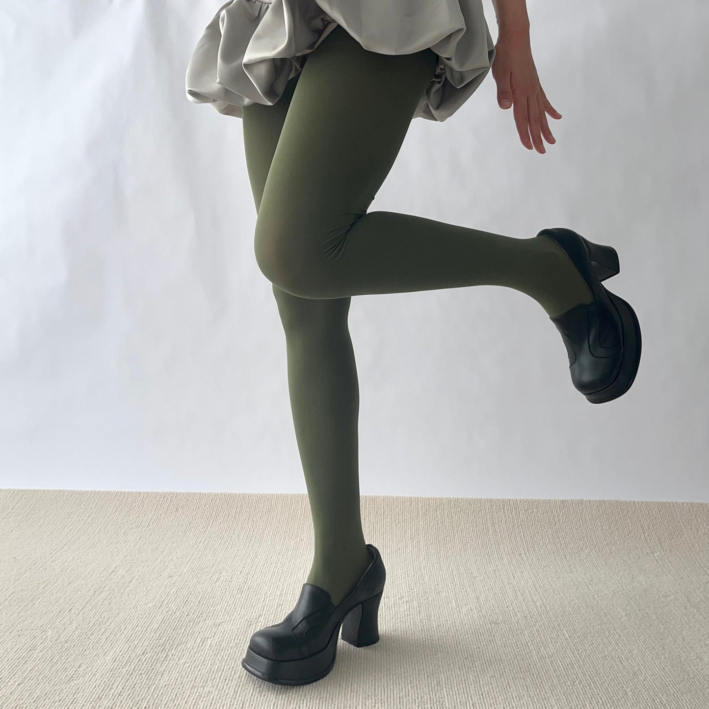 Reseda Green Velvet Tights