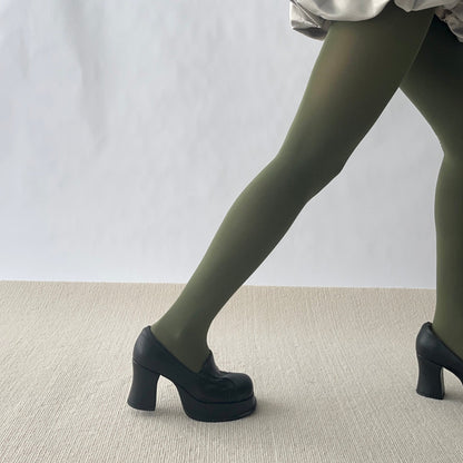 Reseda Green Velvet Tights