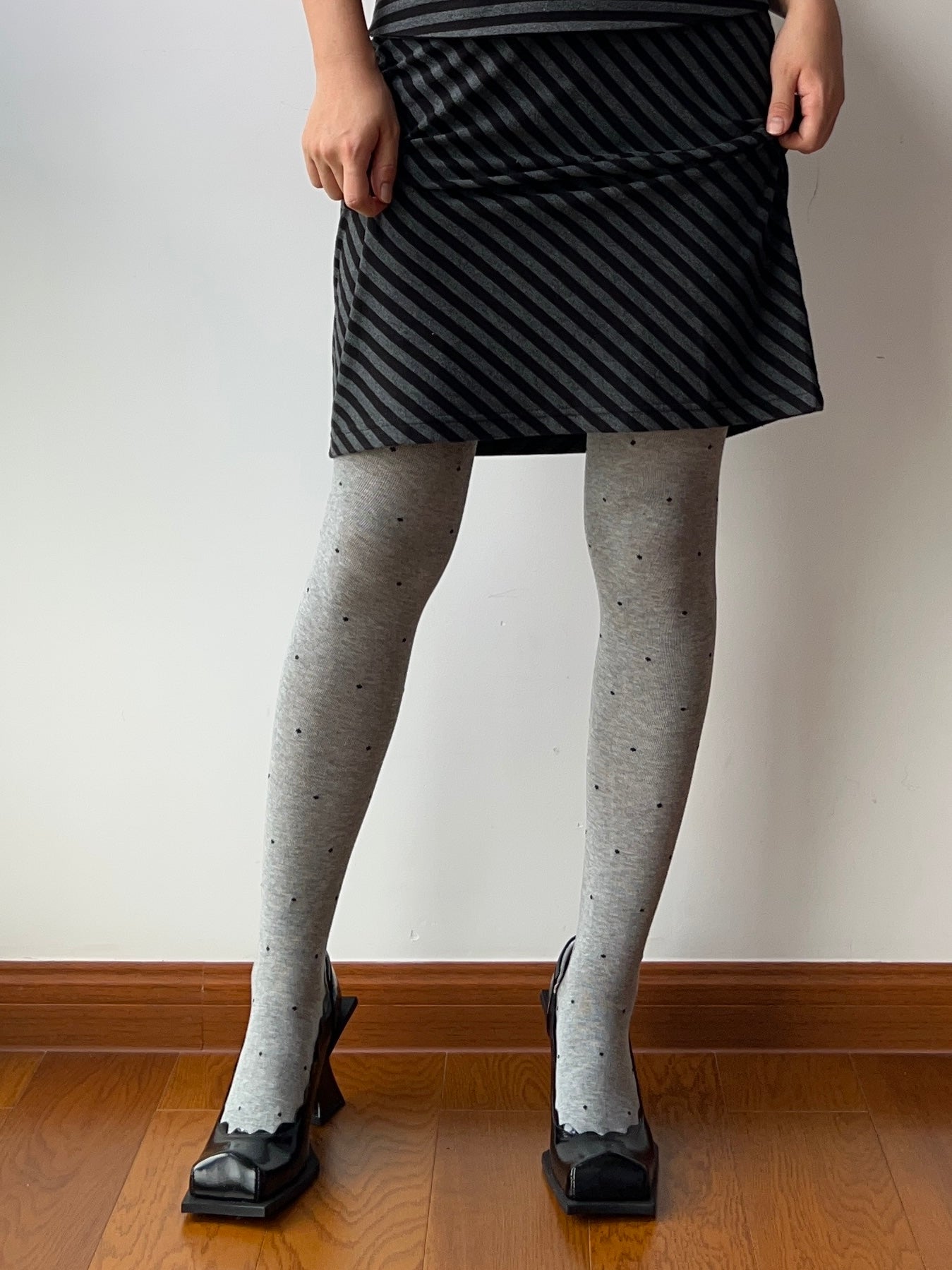 Grey Polka Dots Cotton Tights