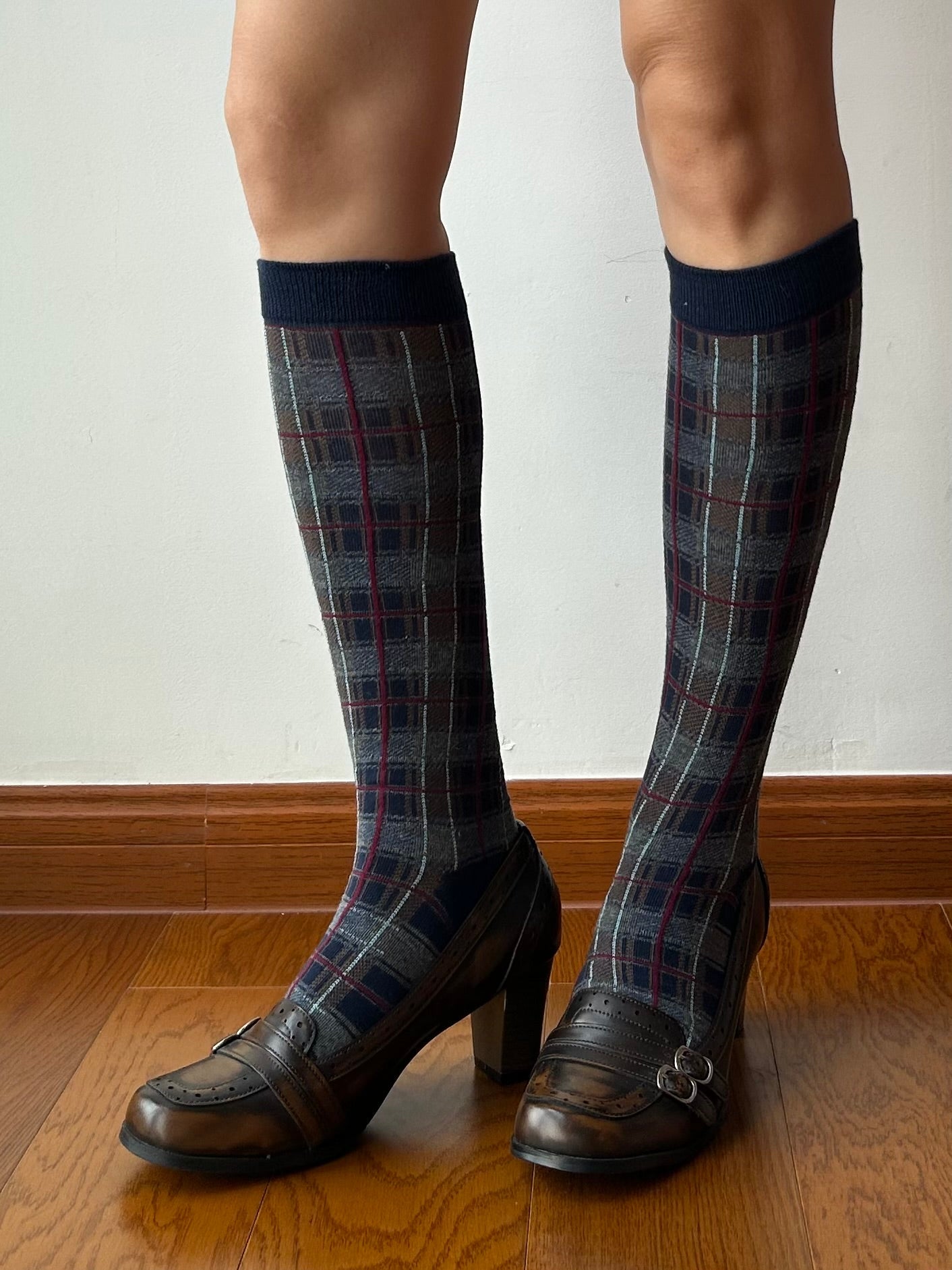 Grey+Navy Blue Check Pattern Knee High Socks
