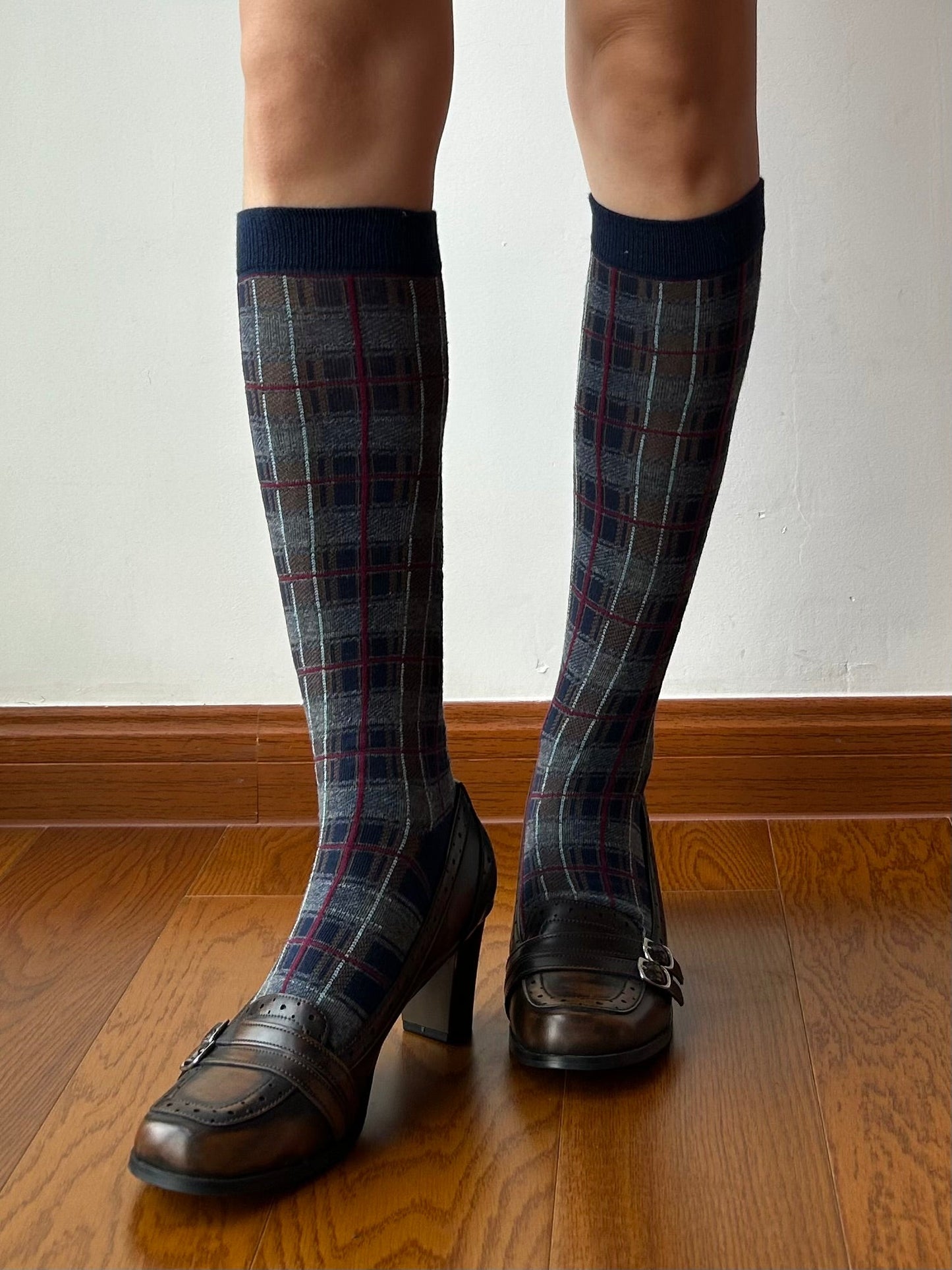 Grey+Navy Blue Check Pattern Knee High Socks