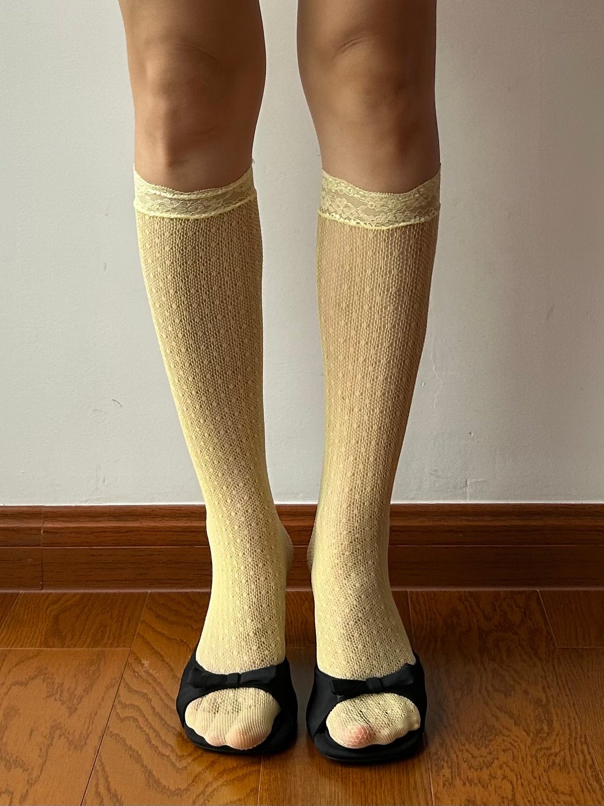 Yellow Lace Edge Fishnet Knee High Socks