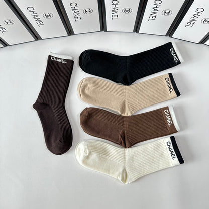 CHANEL CREW SOCKS 410988 ( 1 BOX )