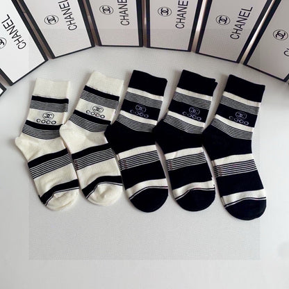 CHANEL CREW SOCKS 412600 ( 1 BOX )