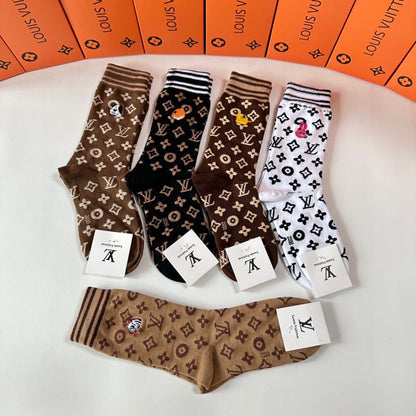 LOUIS VUITTON CREW SOCKS 423829 (1 BOX)