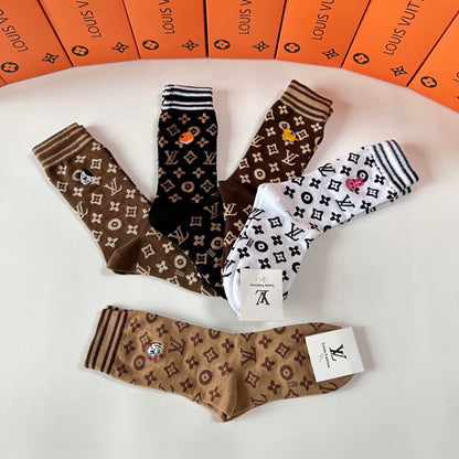 LOUIS VUITTON CREW SOCKS 423829 (1 BOX)