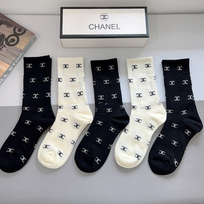 CHANEL CREW SOCKS 423777 (1 BOX)