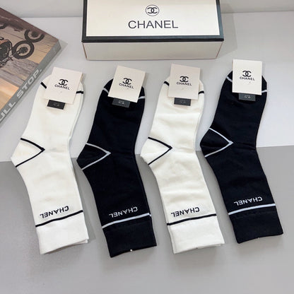 CHANEL CREW SOCKS 425625 ( 1 BOX )