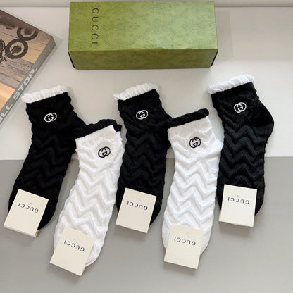 GUCCI LOW-CUT SOCKS 425639 (1 BOX)