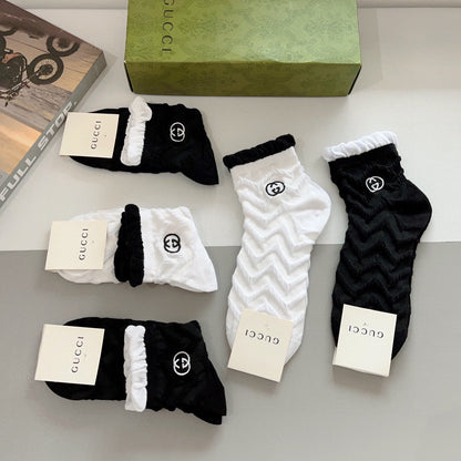 GUCCI LOW-CUT SOCKS 425639 (1 BOX)
