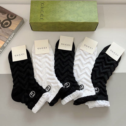 GUCCI LOW-CUT SOCKS 425639 (1 BOX)