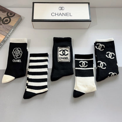 CHANEL CREW SOCKS 425643 ( 1 BOX )