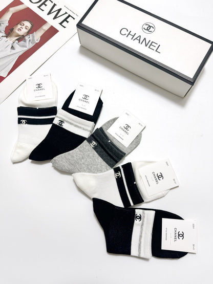 5-Pair Comfort Socks Set (1 BOX)-117